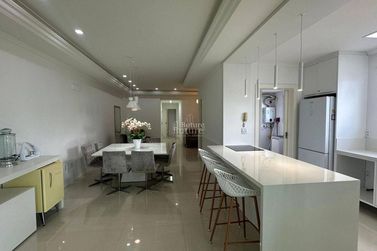 Apartamento &agrave; venda - Meia Praia