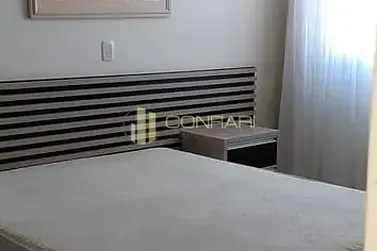 Apartamento &agrave; venda - 124m&sup2; - Meia Praia