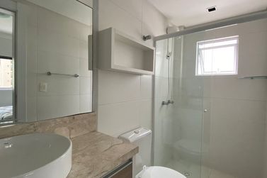 Apartamento para alugar - 130m&sup2; - Centro