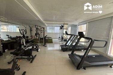 Apartamento para alugar - 190m&sup2; - Meia Praia