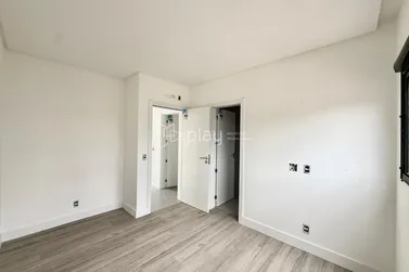 Apartamento &agrave; venda - 138m&sup2; - Centro