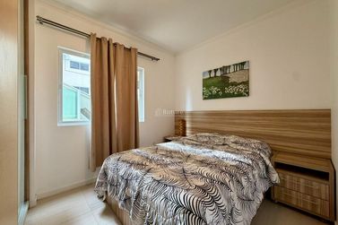 Apartamento &agrave; venda - 227m&sup2; - Centro