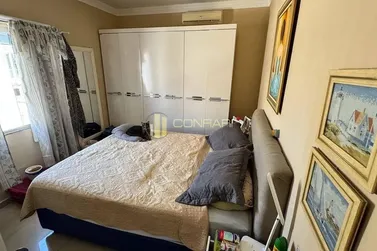 Casa &agrave; venda - 250m&sup2; - Casa Branca