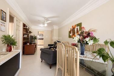 Apartamento &agrave; venda - 79m&sup2; - Centro