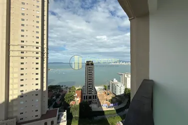 Apartamento &agrave; venda - 161m&sup2; - Centro