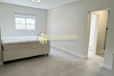 Apartamento &agrave; venda - 188m&sup2; - Meia Praia