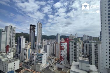 Apartamento para alugar - 110m&sup2; - Centro