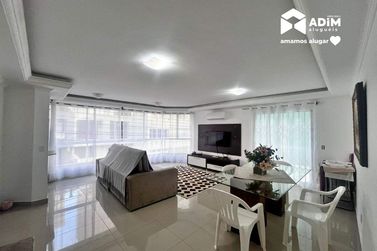 Apartamento para alugar - 182m&sup2; - Centro