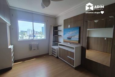 Apartamento para alugar - 110m&sup2; - Centro