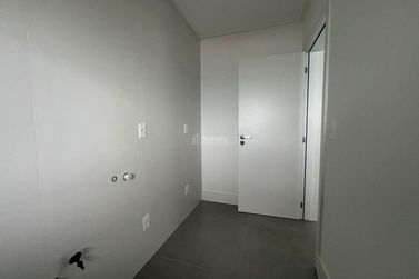 Apartamento &agrave; venda - 207m&sup2; - Meia Praia