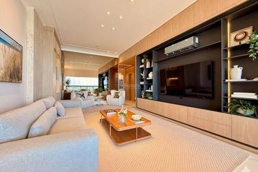 Apartamento &agrave; venda - 200m&sup2; - Meia Praia