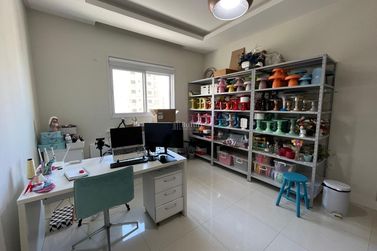 Apartamento &agrave; venda - 228m&sup2; - Meia Praia