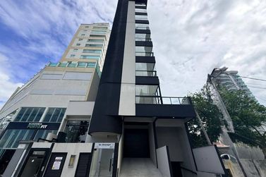 Apartamento &agrave; venda - Meia Praia