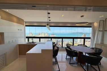 Apartamento &agrave; venda - Meia Praia