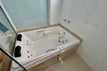 Apartamento &agrave; venda - Meia Praia