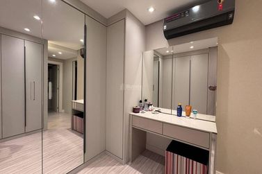 Apartamento &agrave; venda - Meia Praia