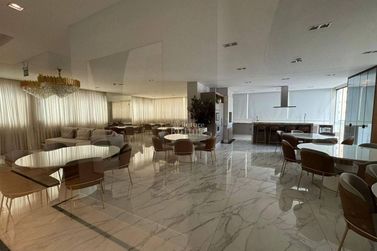 Apartamento &agrave; venda - Meia Praia