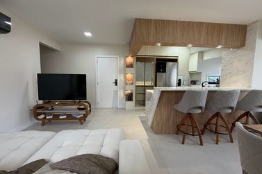 Apartamento &agrave; venda - 109m&sup2; - Meia Praia