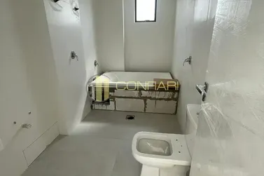 Apartamento &agrave; venda - 133m&sup2; - meia praia