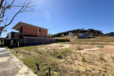 Terreno &agrave; venda - 311m&sup2; - V&aacute;rzea do Ranchinho