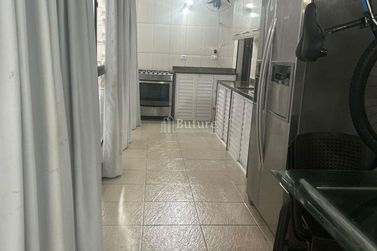 Apartamento &agrave; venda - 126m&sup2; - Castelo Branco