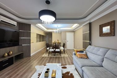 Apartamento para alugar - 170m&sup2; - Meia Praia