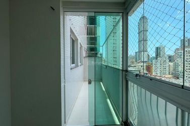 Apartamento &agrave; venda - 228m&sup2; - Meia Praia