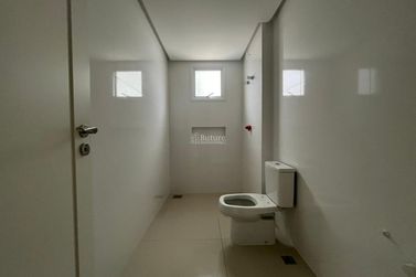 Apartamento &agrave; venda - 193m&sup2; - Meia Praia