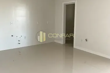 Apartamento &agrave; venda - 143m&sup2; - Meia Praia