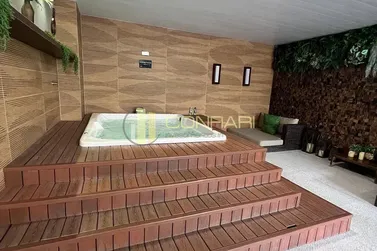 Apartamento &agrave; venda - 117m&sup2; - meia praia