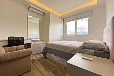 Casa &agrave; venda - 200m&sup2; - Canto da Praia