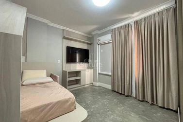 Apartamento &agrave; venda - Meia Praia