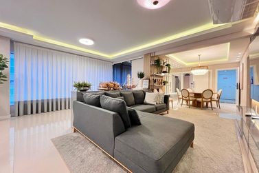 Apartamento &agrave; venda - 320m&sup2; - Meia Praia