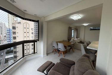 Apartamento &agrave; venda - 109m&sup2; - Meia Praia