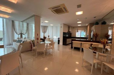 Apartamento para alugar - 131m&sup2; - Centro