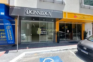 Sala Comercial para alugar - 125m&sup2; - Meia Praia
