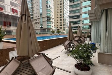 Apartamento &agrave; venda - 149m&sup2; - Meia Praia