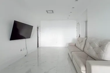 Apartamento &agrave; venda - 160m&sup2; - Meia Praia