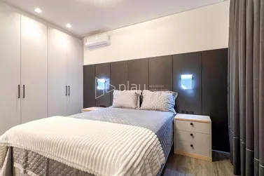Apartamento &agrave; venda - 114m&sup2; - Meia Praia