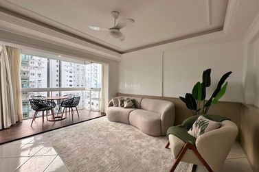 Apartamento &agrave; venda - 165m&sup2; - Centro