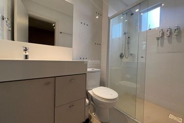 Apartamento &agrave; venda - 185m&sup2; - Meia Praia
