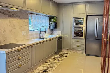 Apartamento &agrave; venda - 251m&sup2; - Meia Praia