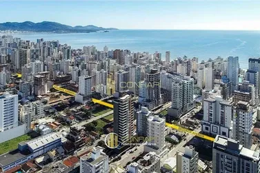 Apartamento &agrave; venda - 130m&sup2; - Meia Praia