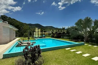 Casa &agrave; venda - 560m&sup2; - Casa Branca