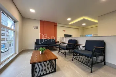 Apartamento &agrave; venda - 80m&sup2; - Pereque
