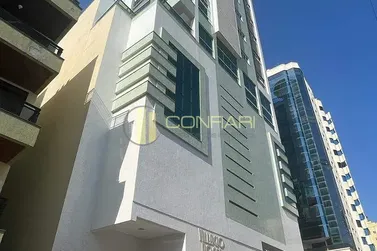 Apartamento &agrave; venda - 260m&sup2; - Meia Praia