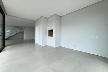 Casa &agrave; venda - 319m&sup2; - 