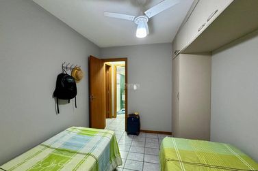 Apartamento &agrave; venda - Meia Praia