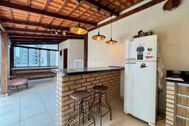 Apartamento &agrave; venda - 149m&sup2; - Centro