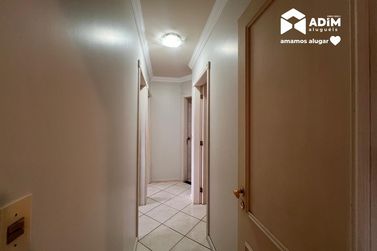 Apartamento para alugar - 101m&sup2; - Centro